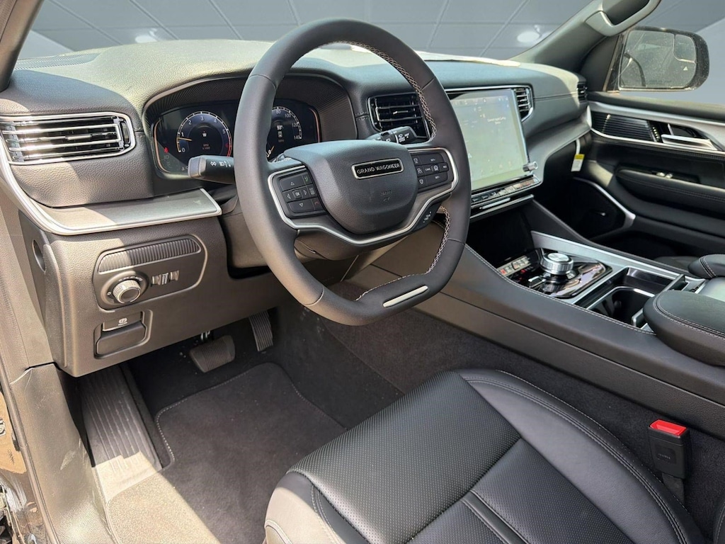 New 2026 Jeep Grand Wagoneer LIMITED ALTITUDE 4X4 Sport Utility
