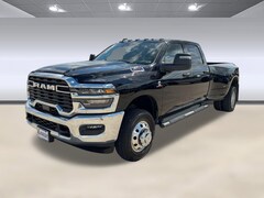 2025 Ram 3500 TRADESMAN CREW CAB 4X4 8' BOX Pickup