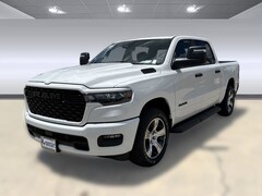 2025 Ram 1500 TRADESMAN CREW CAB 4X4 5'7 BOX Pickup