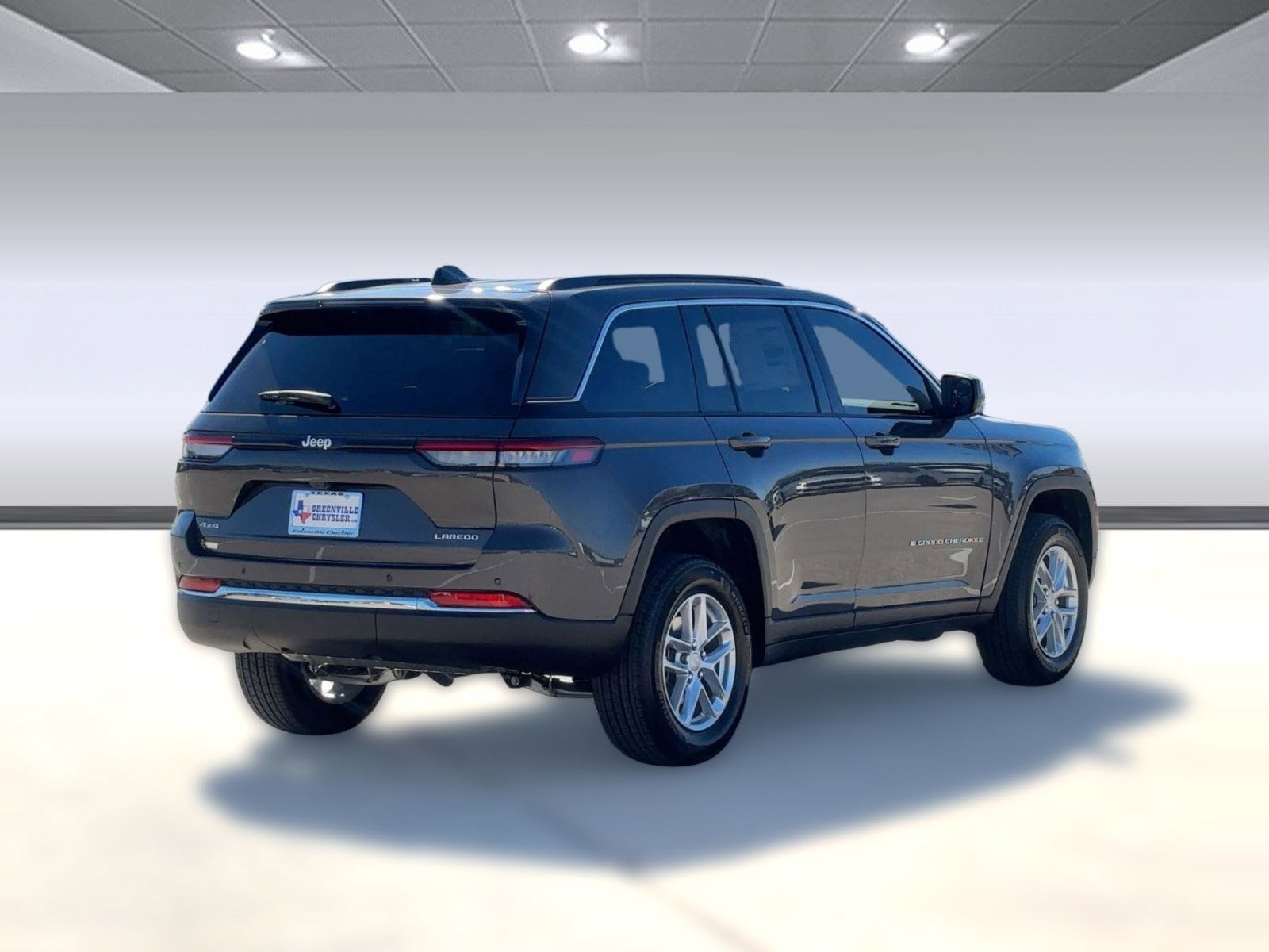 2026 Jeep Grand Cherokee Laredo - Photo 9