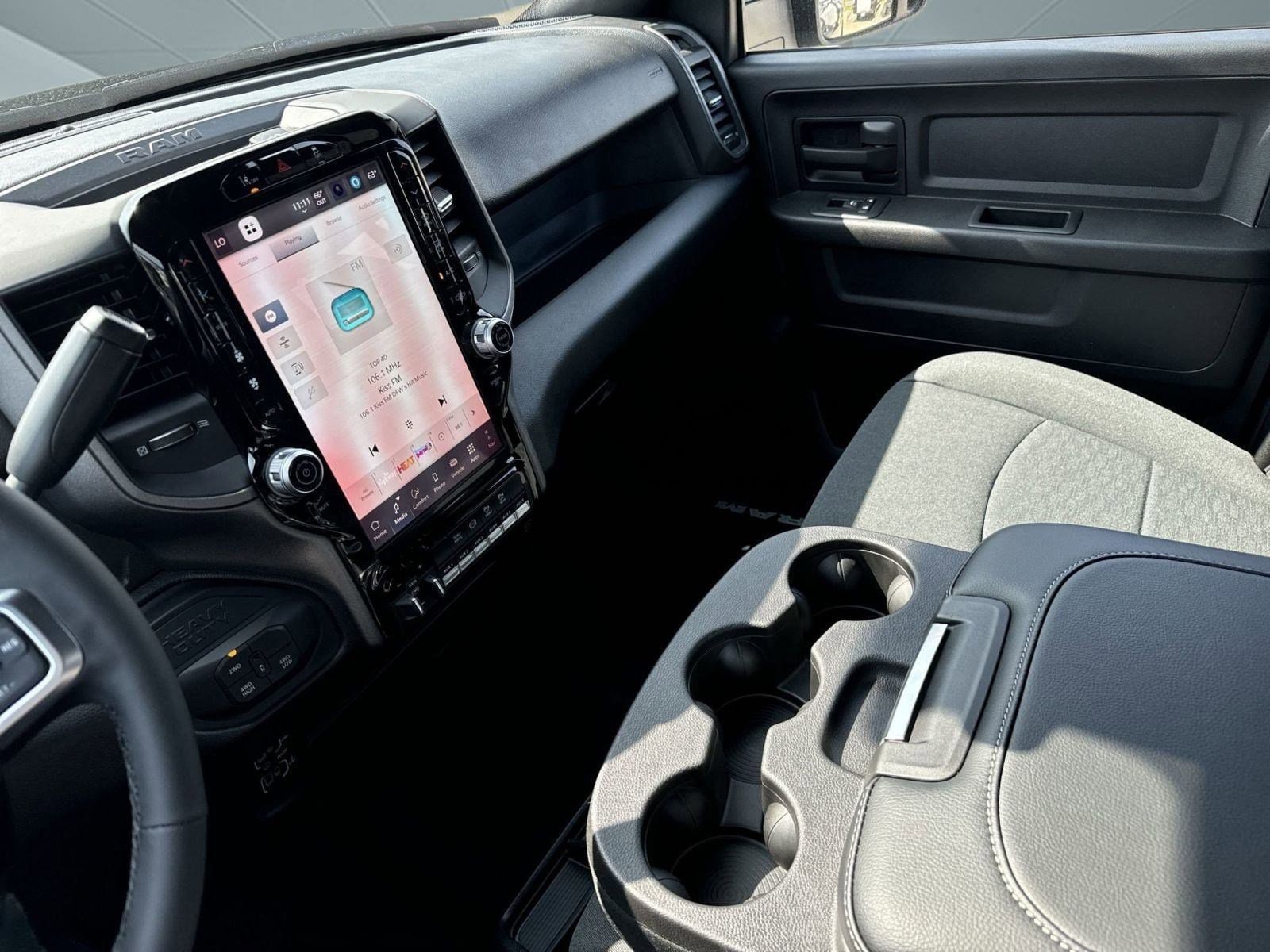 2025 RAM 2500 Tradesman - Photo 24