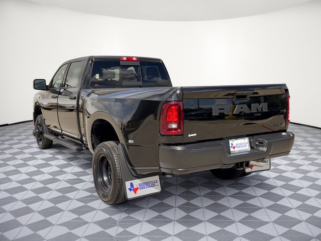 New 2027 Ram 3500 TRADESMAN CREW CAB 4X4 8' BOX Pickup