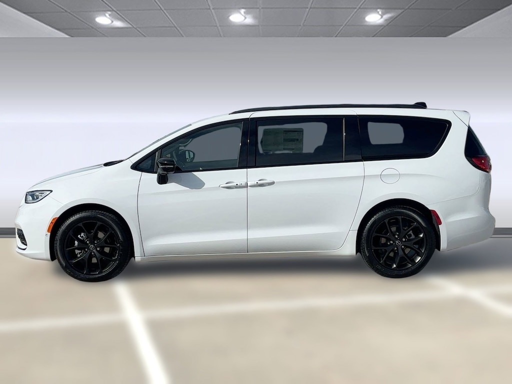 New 2026 Chrysler Pacifica SELECT Passenger Van