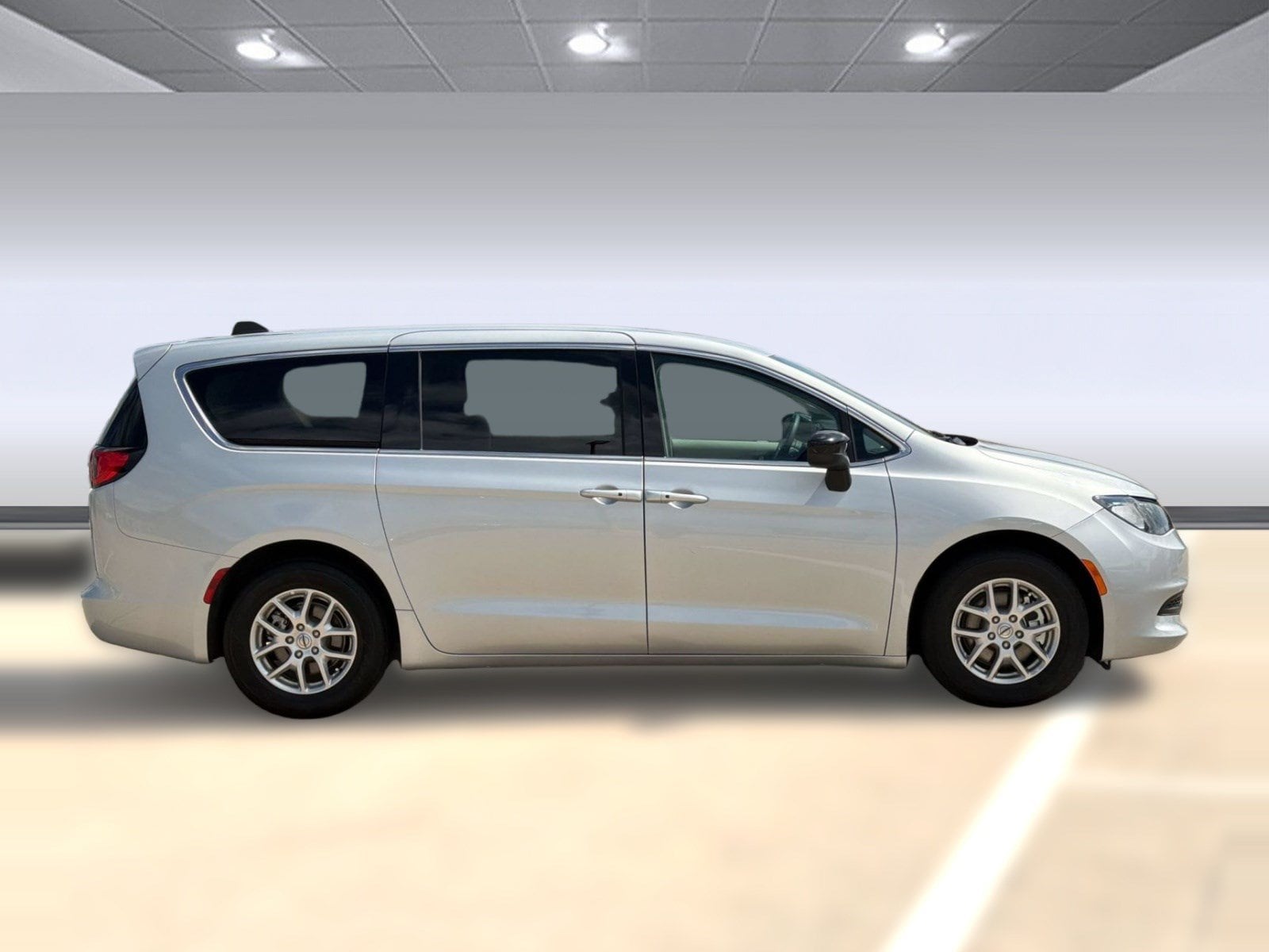 Voyager LX Van Passenger Van