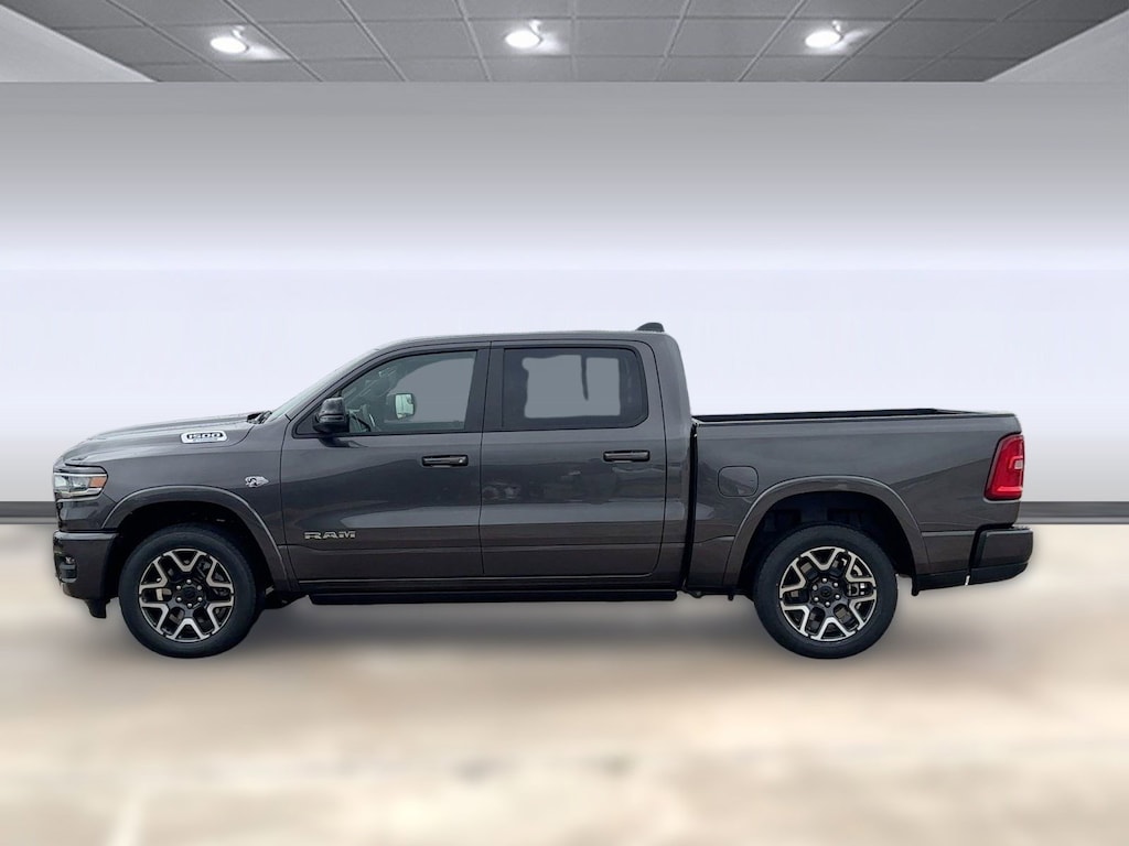 New 2026 Ram 1500 LARAMIE CREW CAB 4X4 5'7 BOX Pickup