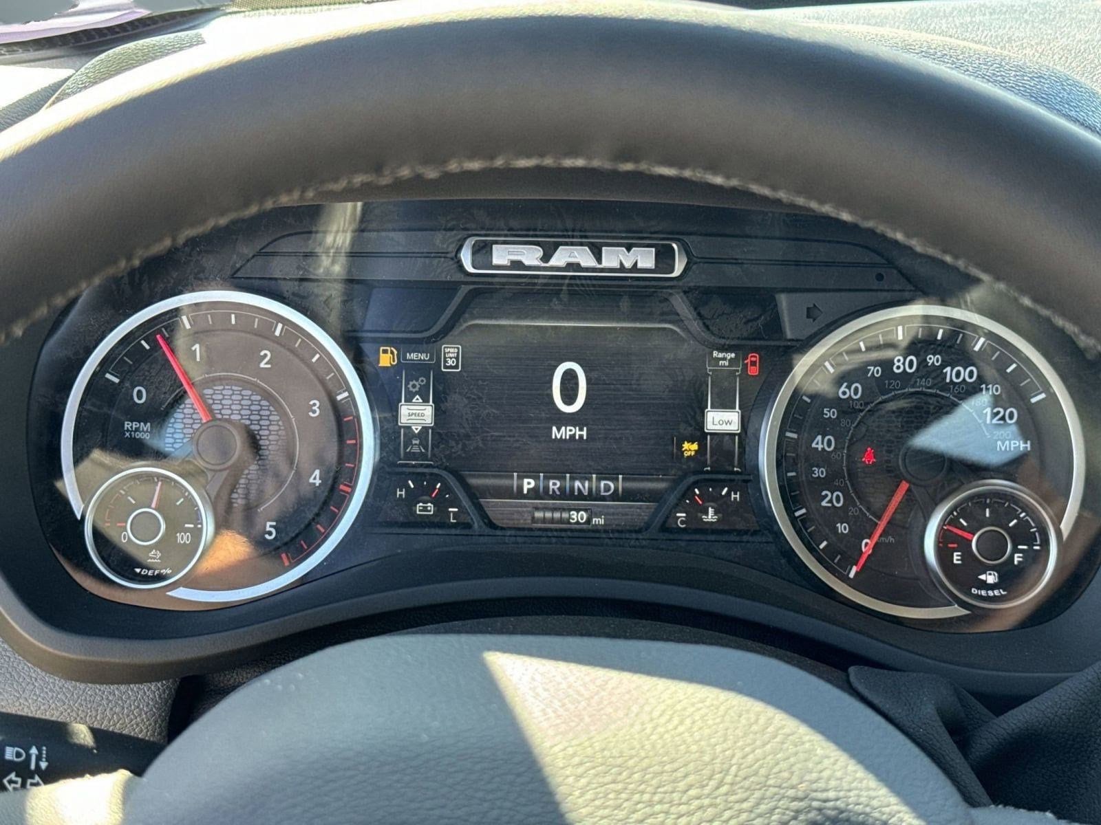 2025 RAM 2500 Tradesman - Photo 17