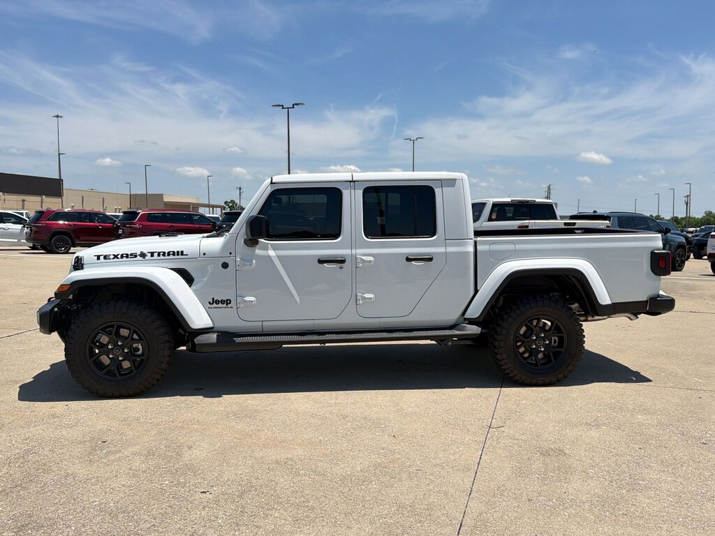 New 2026 Jeep Gladiator TEXAS TRAIL 4X4 Pickup