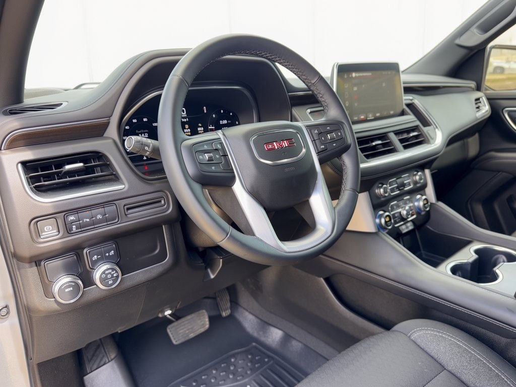 Used 2023 GMC Yukon SLE SUV