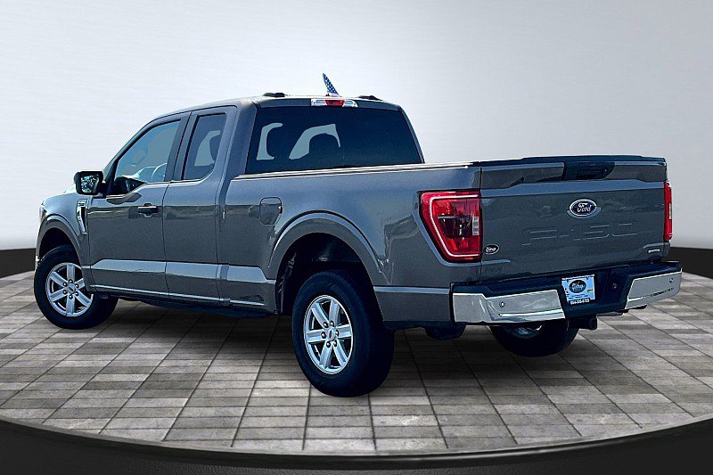 2022 Ford F-150 XLT photo 4