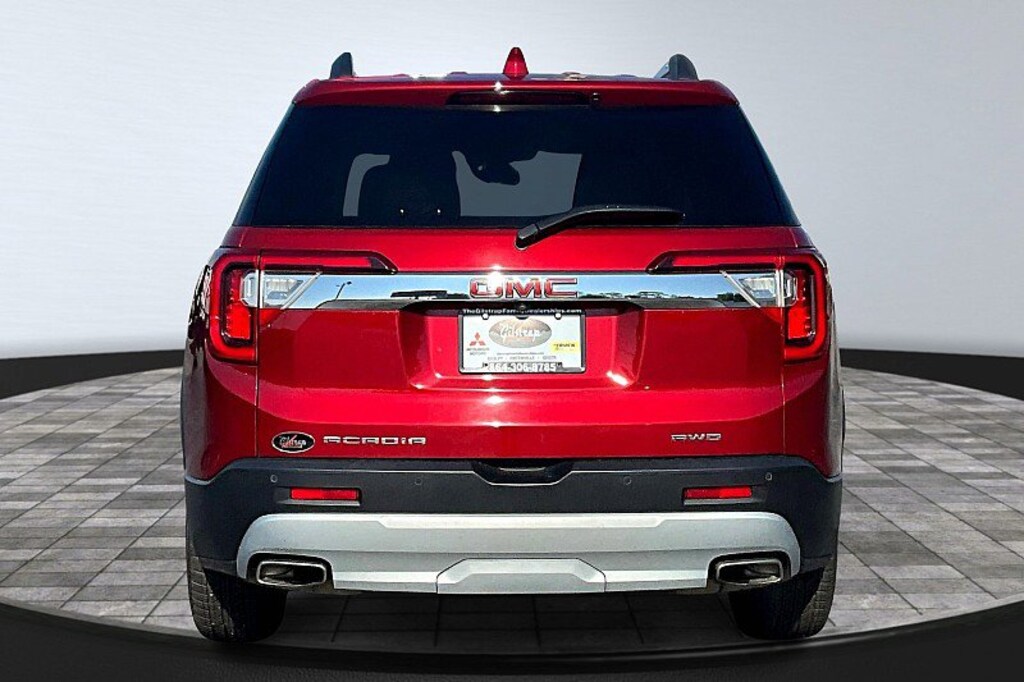 Used 2023 GMC Acadia SLT SUV