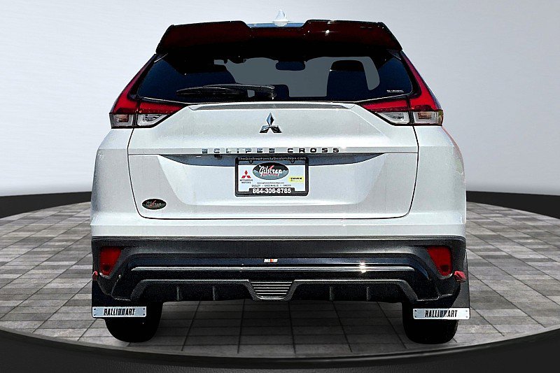 2024 Mitsubishi Eclipse Cross LE photo 4