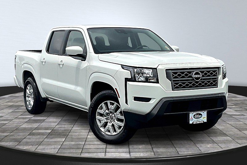2023 Nissan Frontier Crew Cab SV photo 2