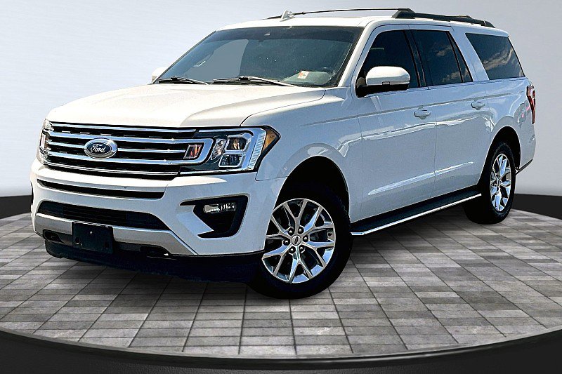 2021 Ford Expedition MAX XLT photo 2