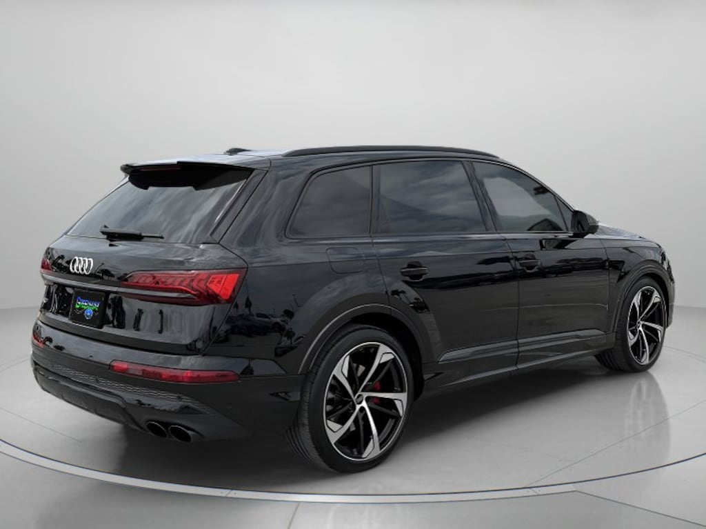Used 2024 Audi SQ7 Premium Plus Sport Utility