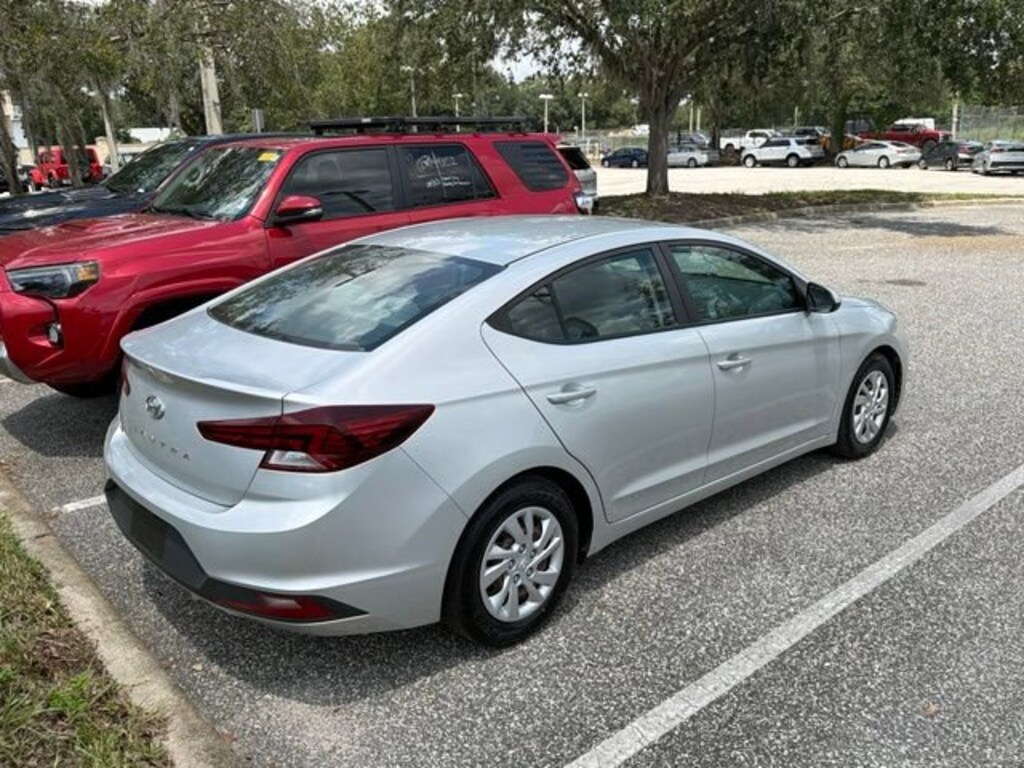 Used 2019 Hyundai Elantra SE 4dr Car