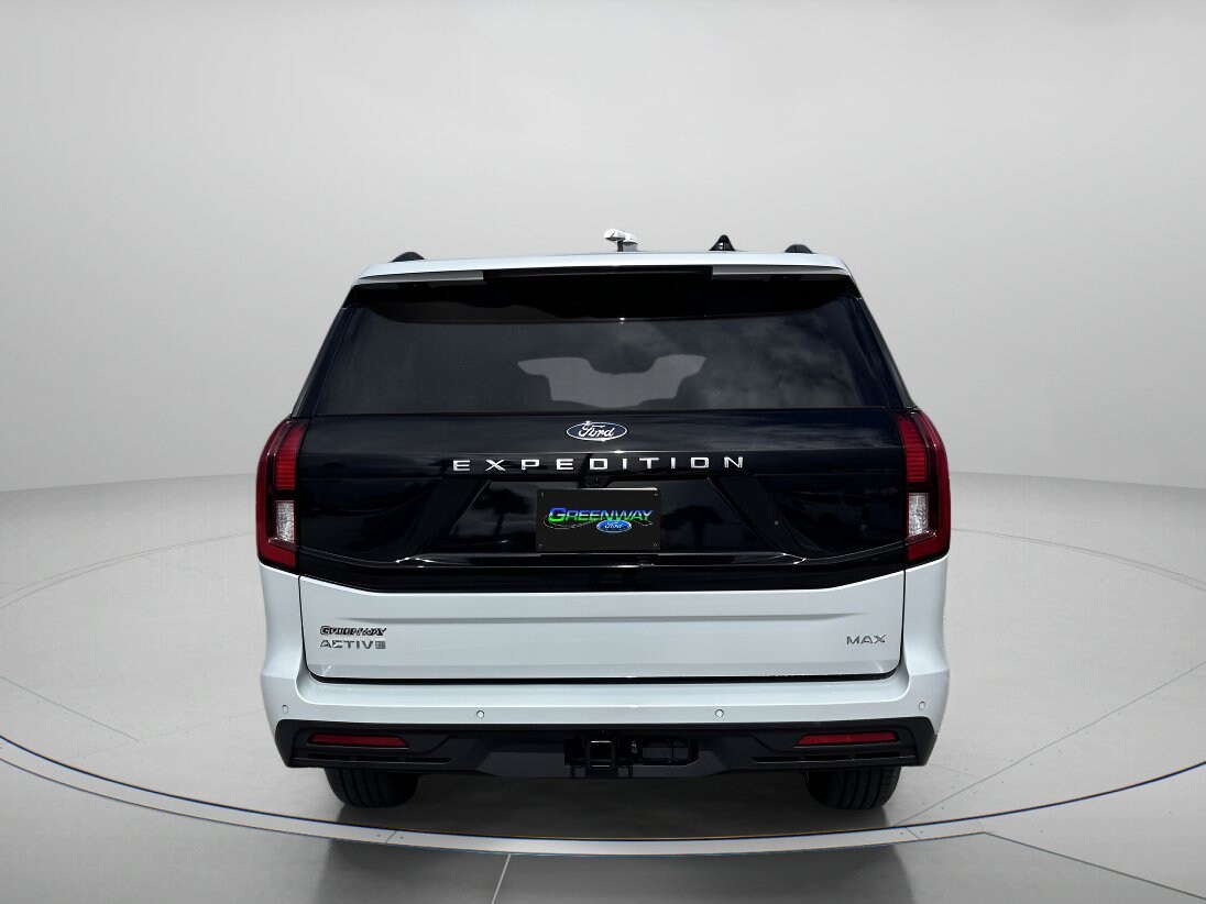 2025 Ford Expedition MAX photo 4