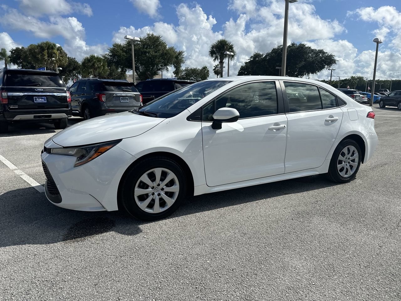 Certified 2022 Toyota Corolla LE with VIN JTDEPMAE0N3005949 for sale in Orlando, FL