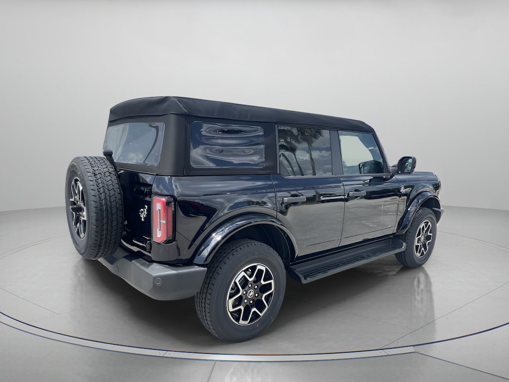 New 2026 Ford Bronco Outer Banks Convertible