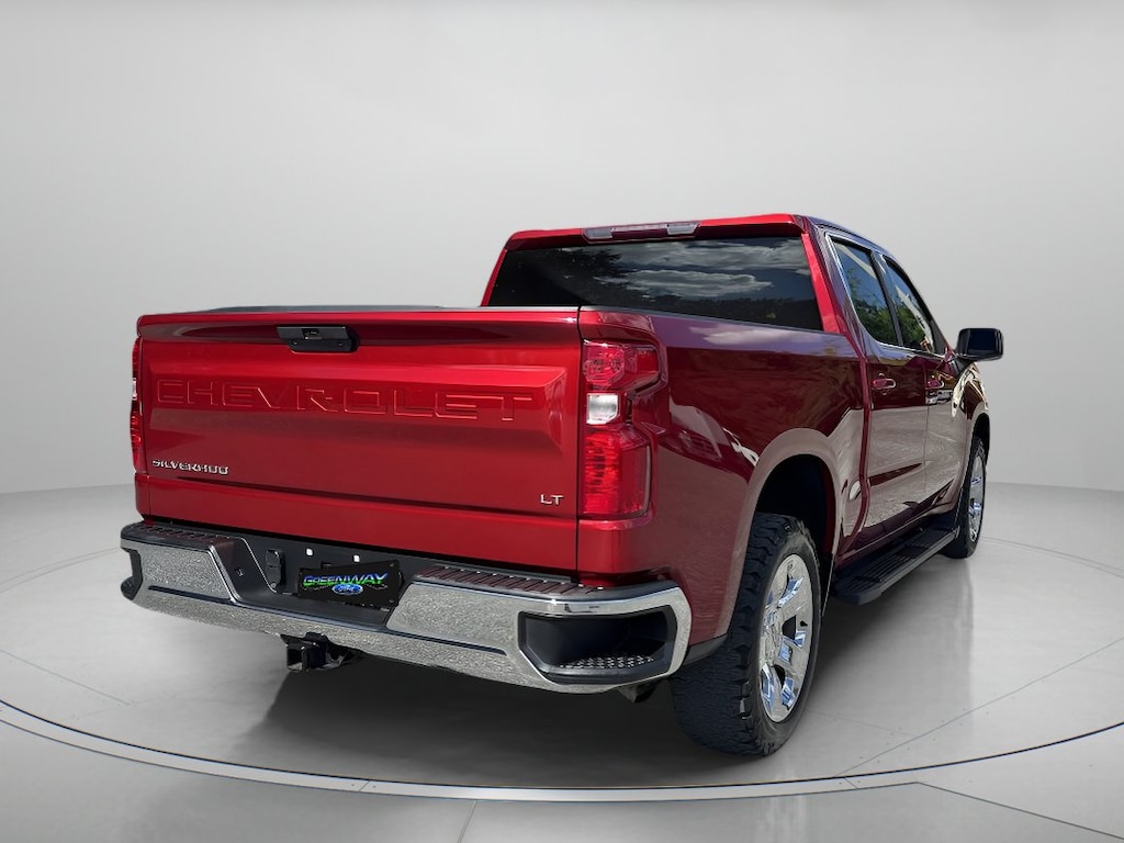 Used 2021 Chevrolet Silverado 1500 LT Crew Cab Pickup