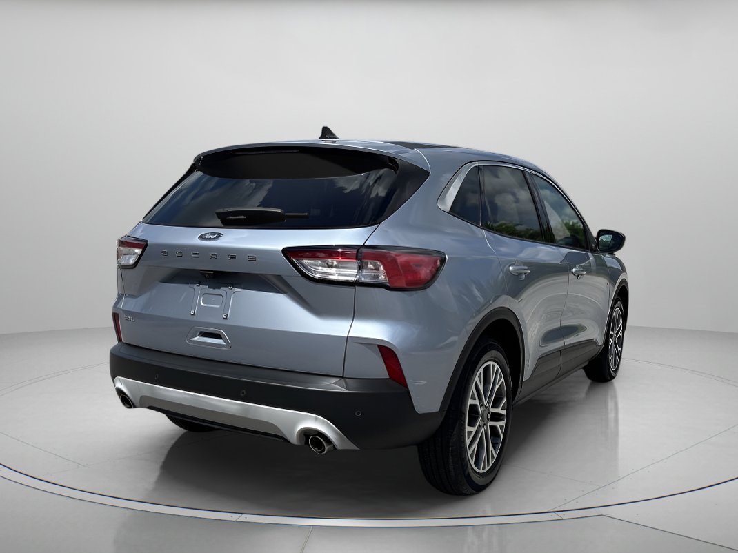 2022 Ford Escape SEL Sport photo 3