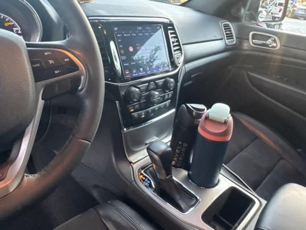 Used 2021 Jeep Grand Cherokee Laredo X Sport Utility