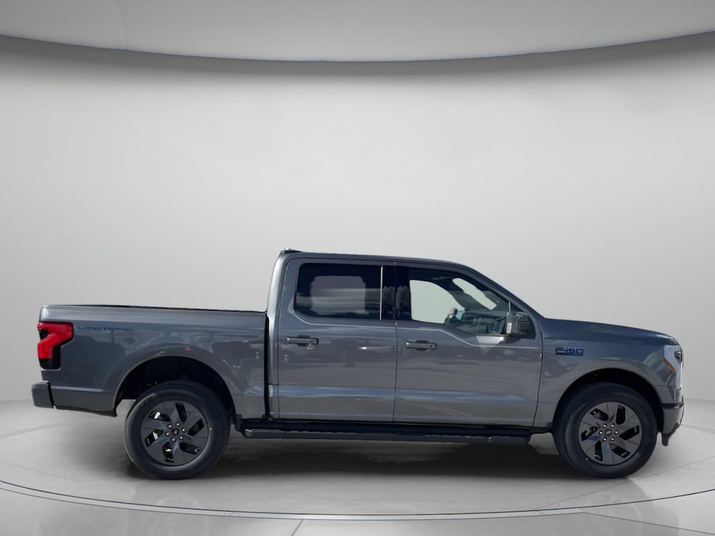 New 2025 Ford F-150 Lightning LARIAT Crew Cab Pickup
