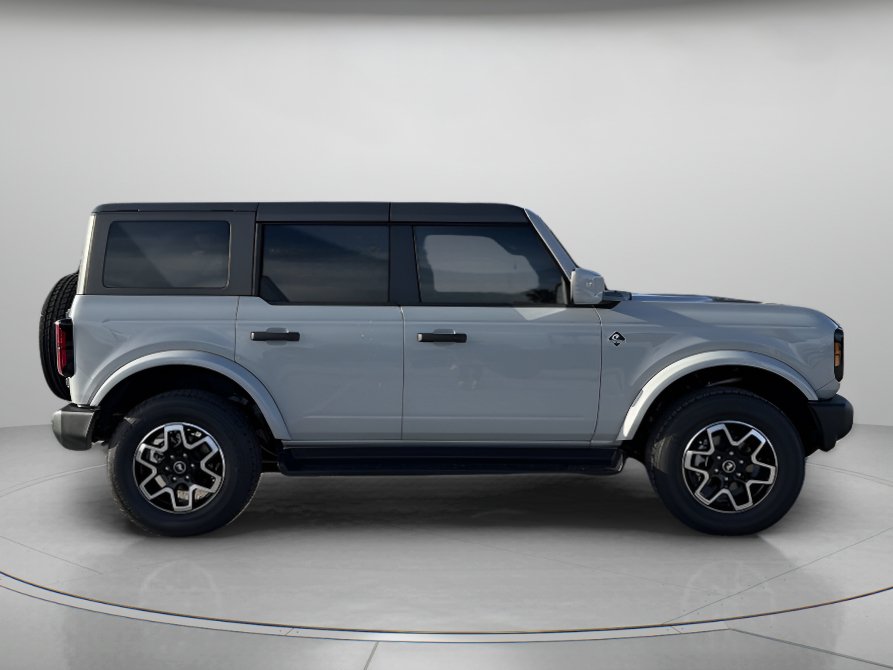 New 2026 Ford Bronco Outer Banks Convertible