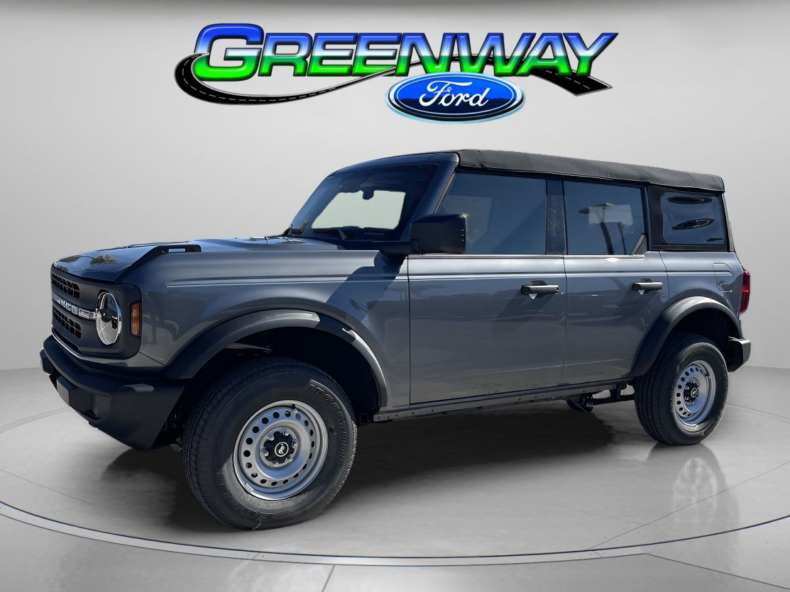 2025 Ford Bronco 4-Door Base's photo