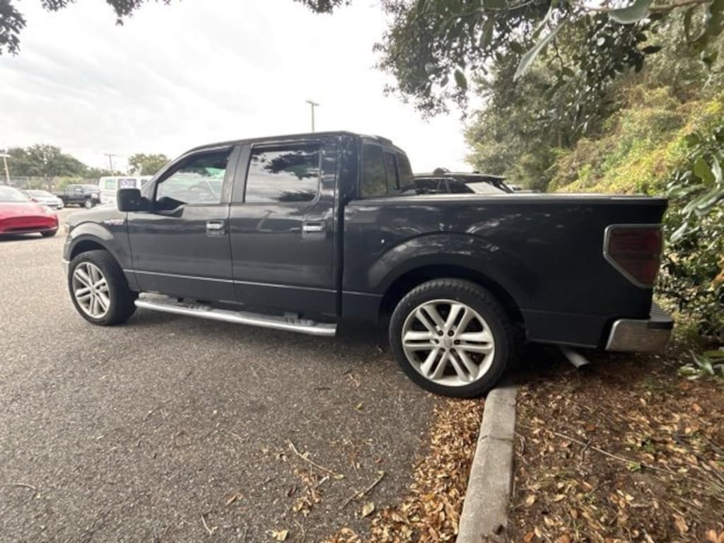 Used 2014 Ford F-150 XLT Crew Cab Pickup