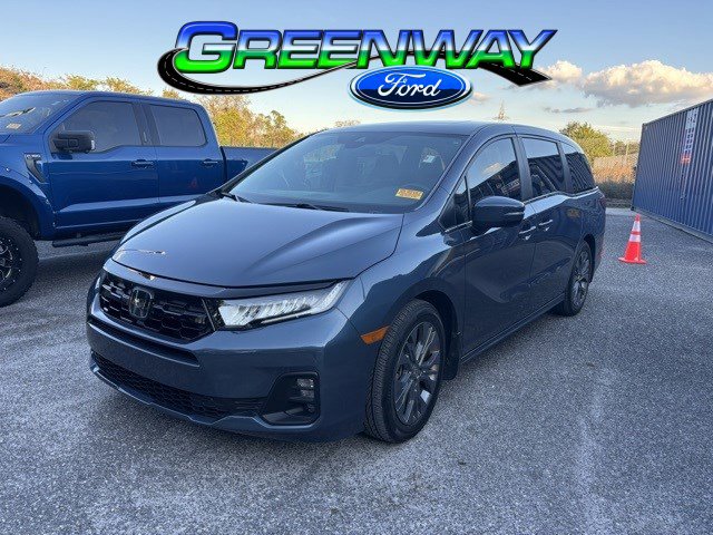 2025 Honda Odyssey Touring's photo