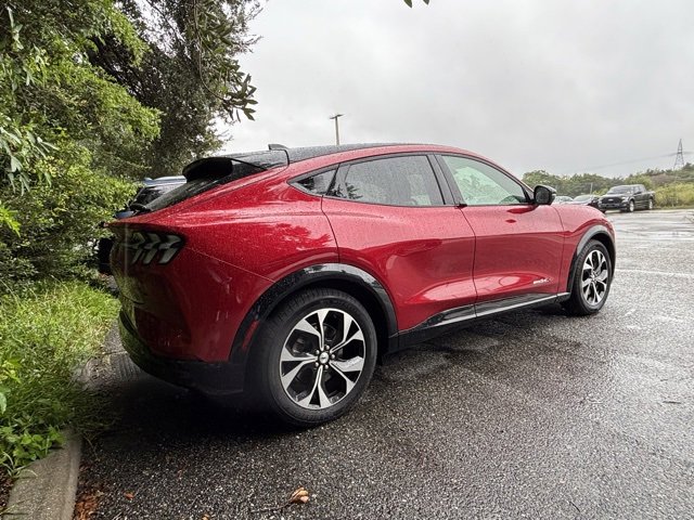 2021 Ford Mustang Mach-E Premium photo 3