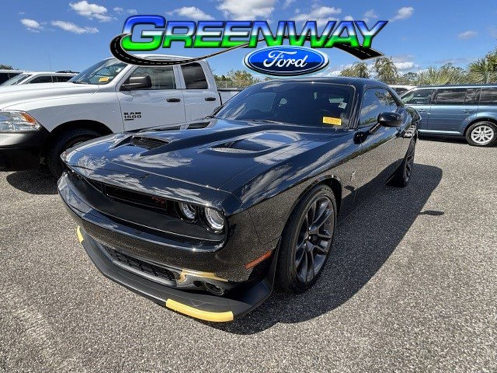 Used 2023 Dodge Challenger R/T Scat Pack 2dr Car