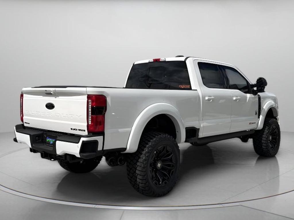 New 2026 Ford Super Duty F-250 SRW Lariat Crew Cab Pickup