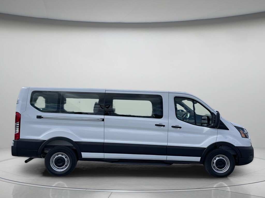 New 2026 Ford Transit Passenger Wagon XL Full-size Passenger Van