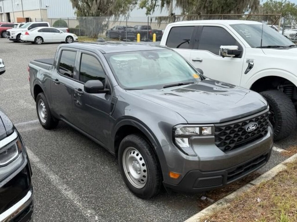 Used 2025 Ford Maverick XL Crew Cab Pickup