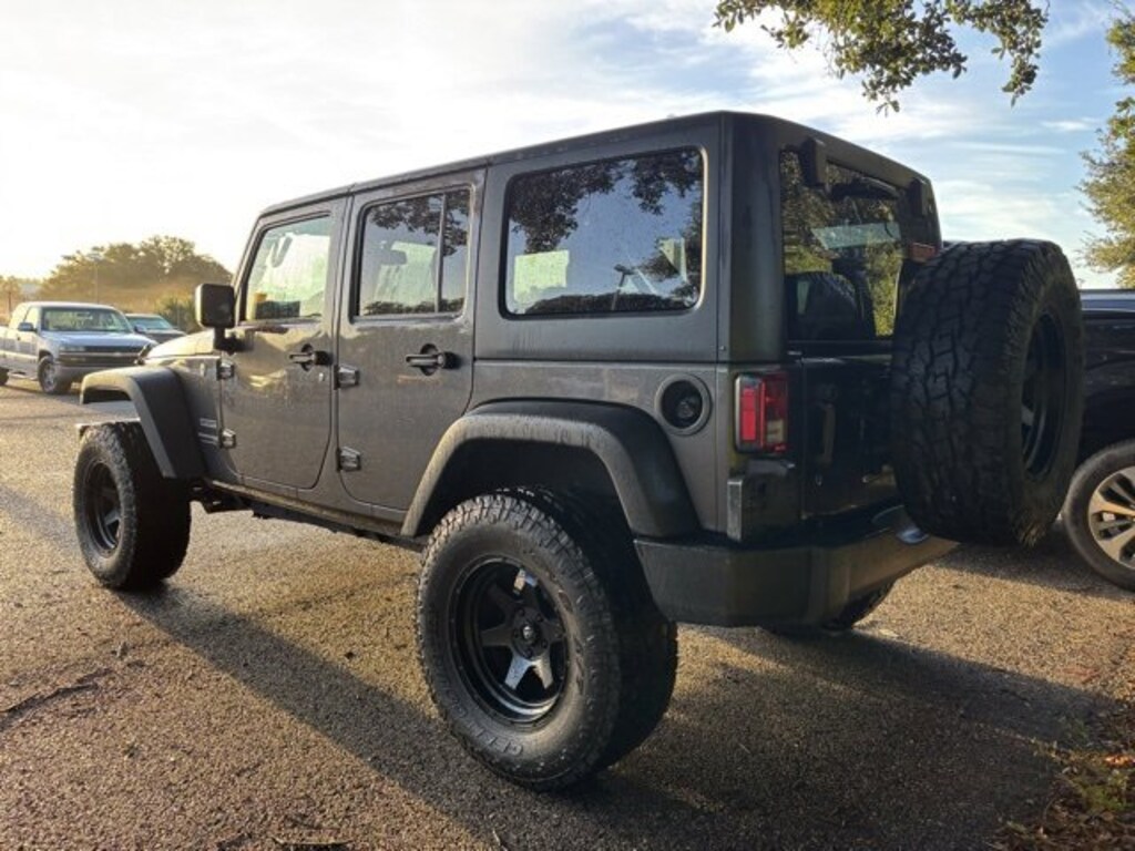 Used 2018 Jeep Wrangler JK Unlimited Unlimited Sport SUV