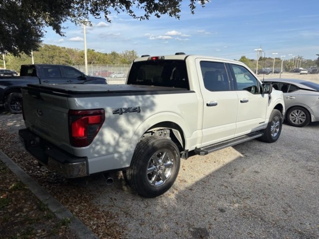 Used 2024 Ford F-150 XLT Crew Cab Pickup