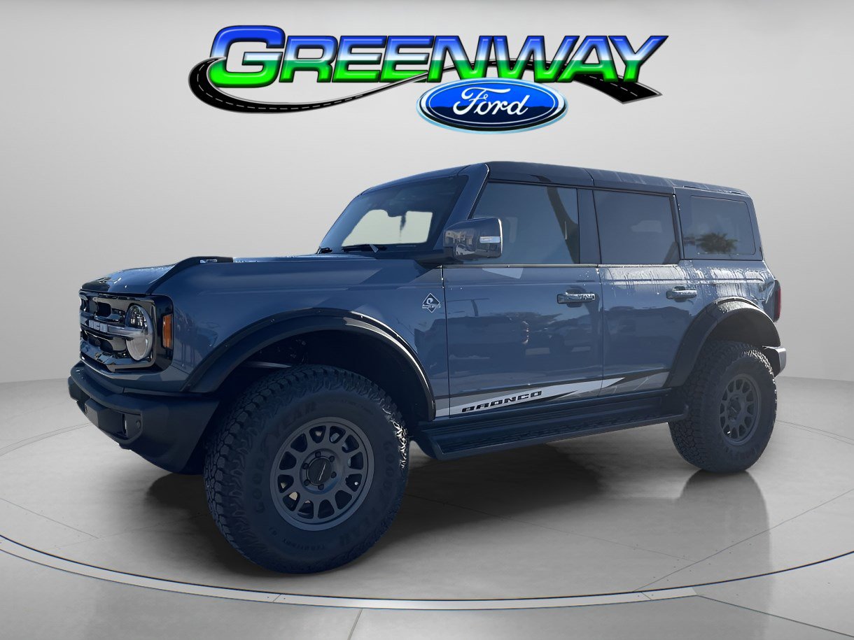 2025 Ford Bronco 4-Door Outer Banks