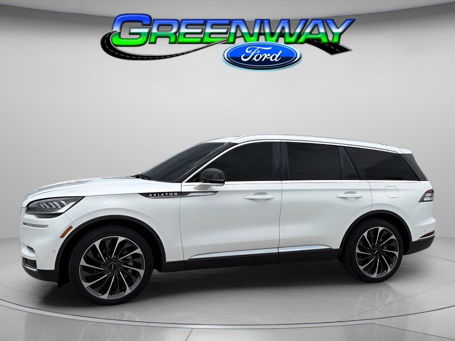 2022 Lincoln Aviator Reserve RWD's photo