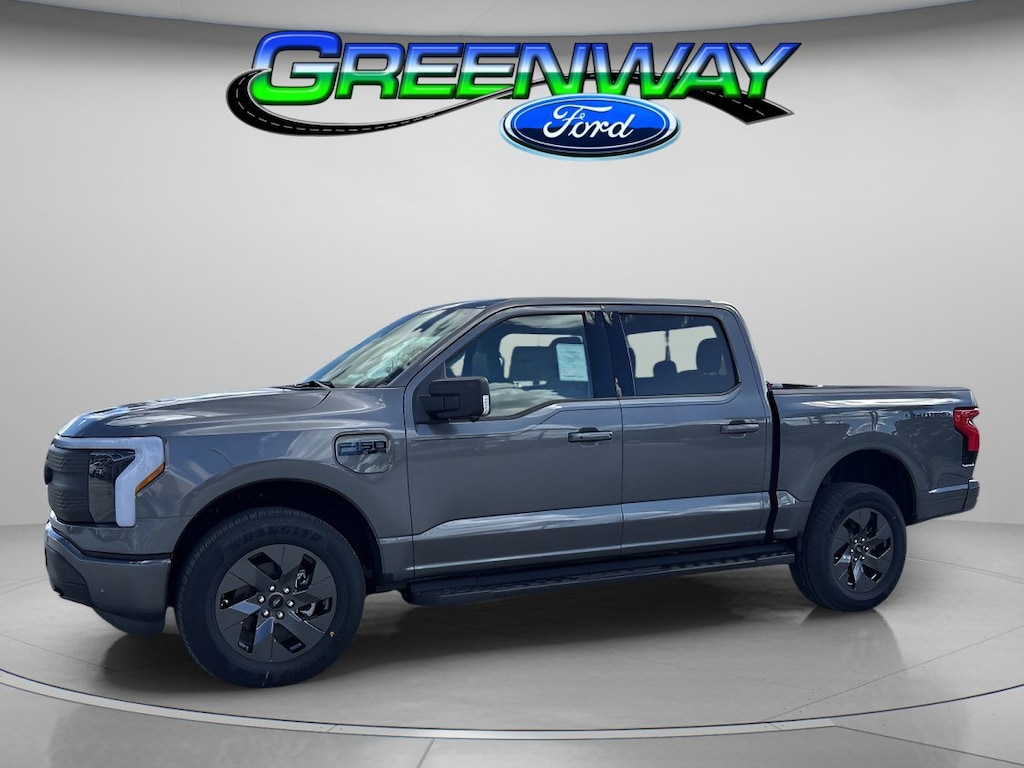 New 2025 Ford F-150 Lightning Flash Crew Cab Pickup
