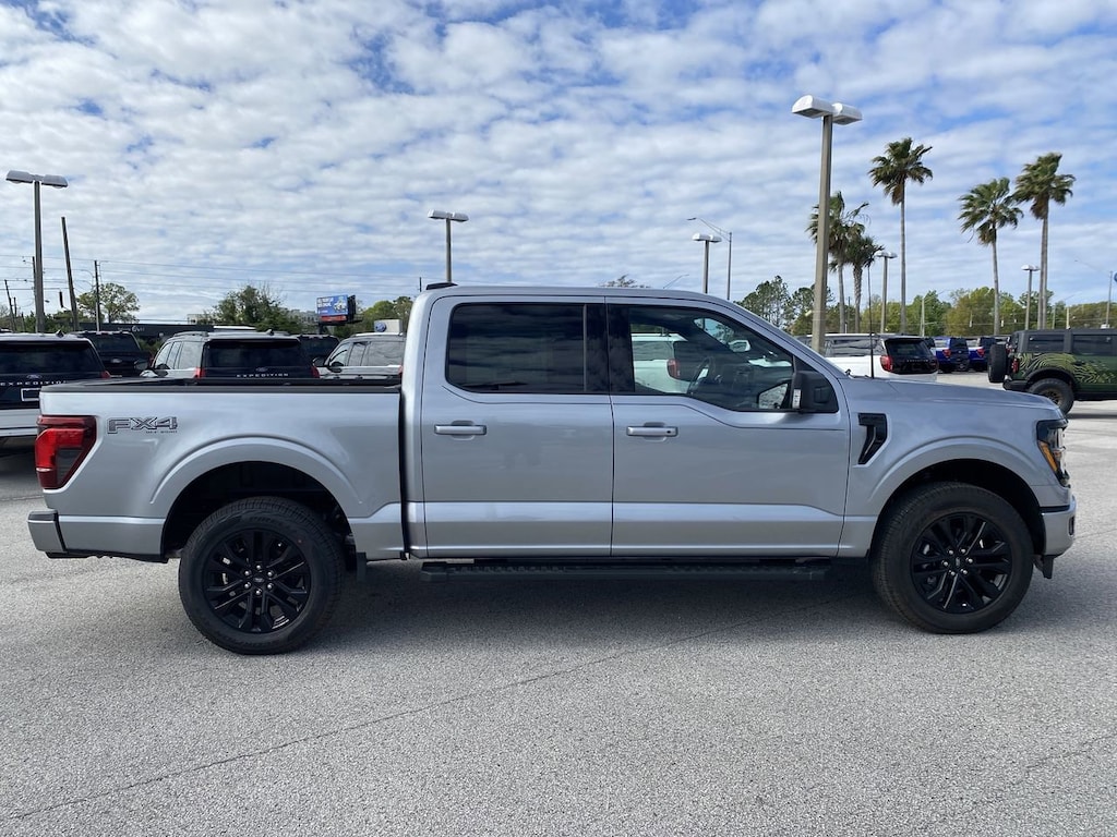 New 2026 Ford F-150 XLT Crew Cab Pickup