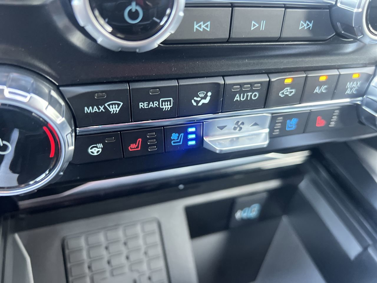 2026 Ford F-250 Super Duty Platinum - Photo 24
