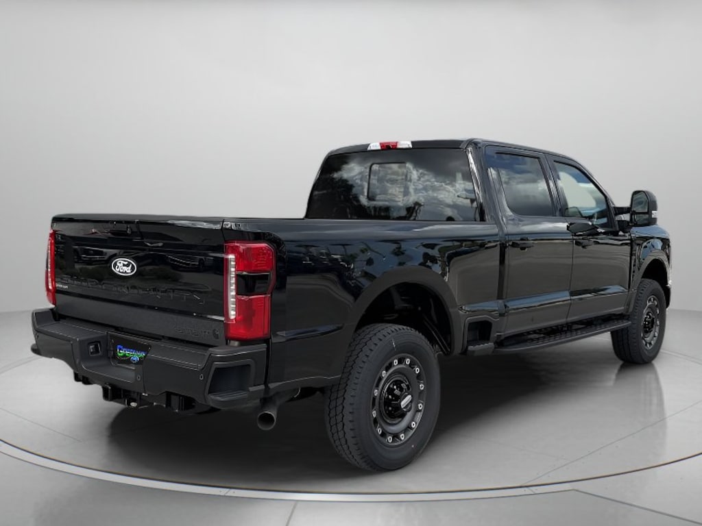 New 2027 Ford Super Duty F-250 SRW XLT Crew Cab Pickup