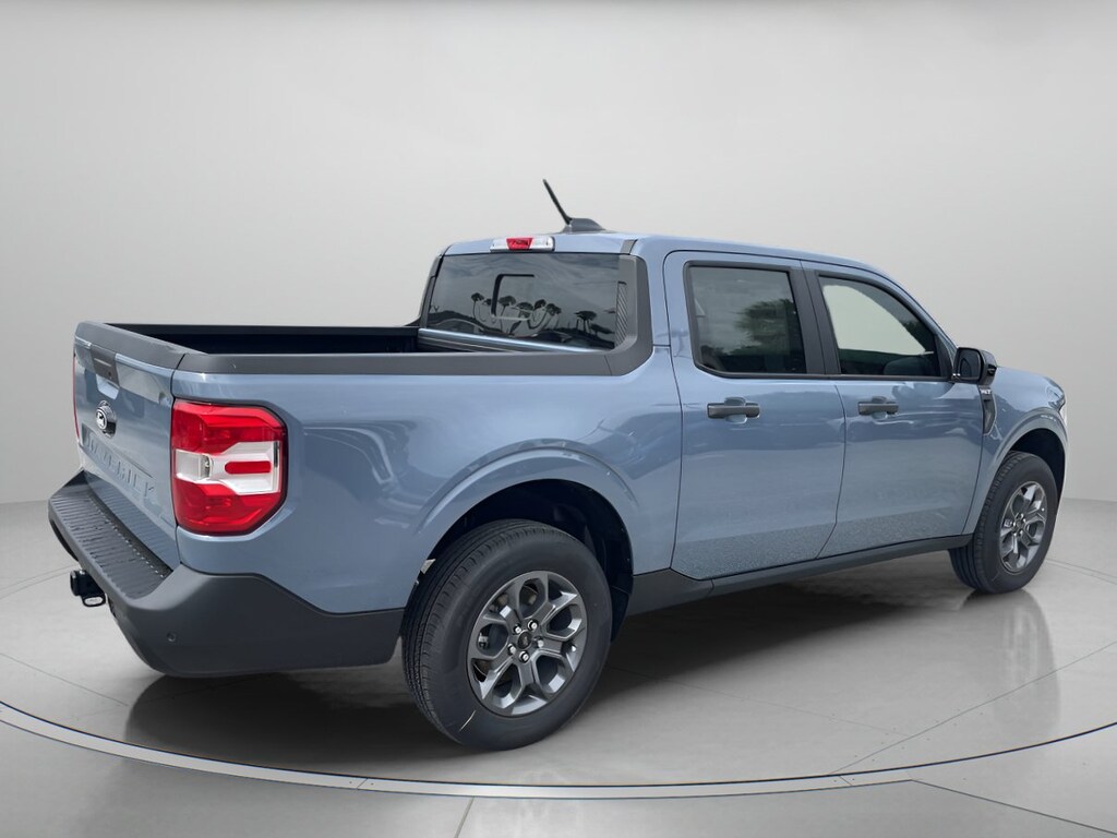New 2026 Ford Maverick XLT Crew Cab Pickup