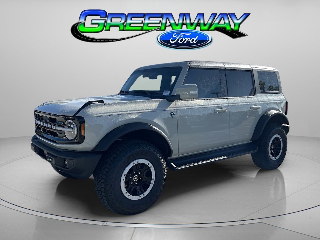 New 2025 Ford Bronco Outer Banks Convertible