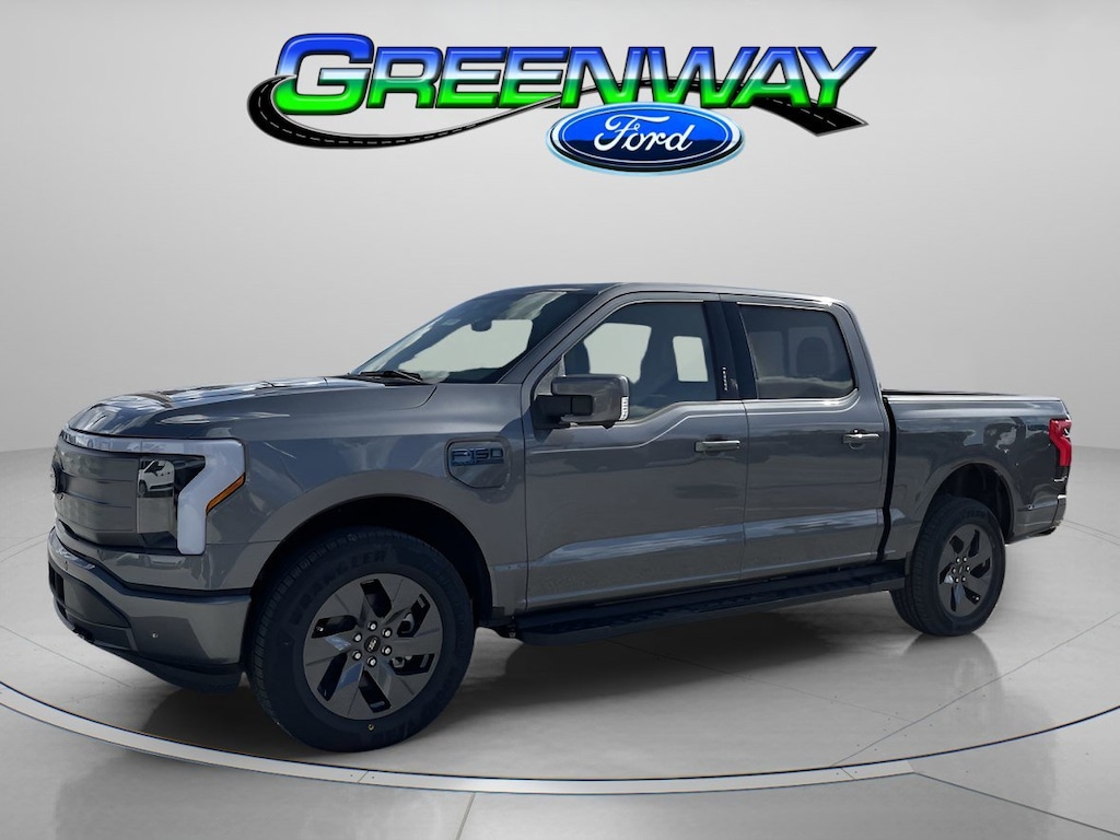 New 2025 Ford F-150 Lightning LARIAT Crew Cab Pickup