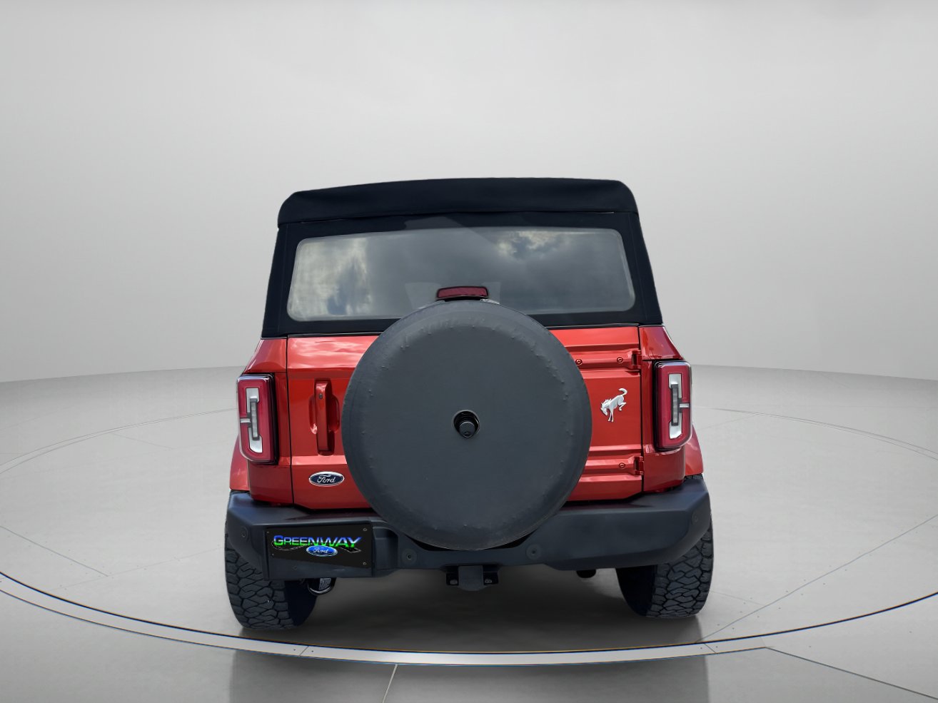 2023 Ford Bronco Outer Banks photo 3
