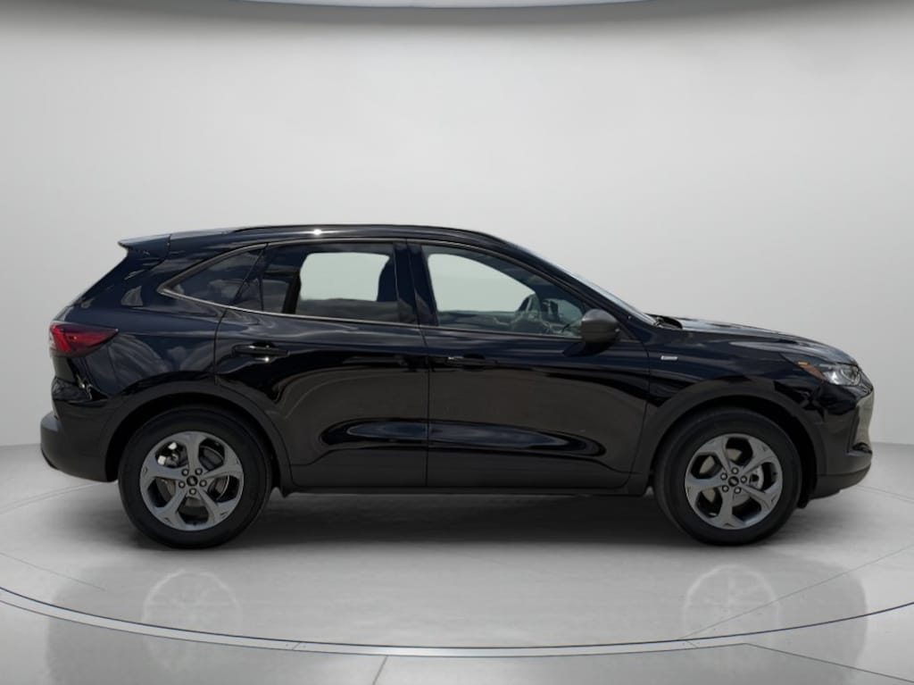 Used 2025 Ford Escape ST-Line Sport Utility