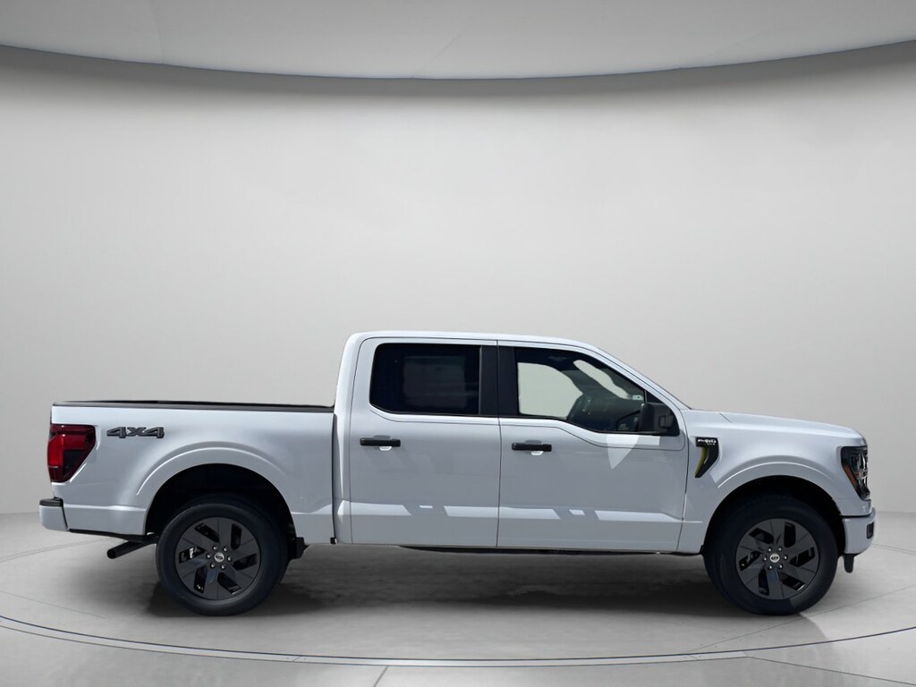 New 2025 Ford F-150 STX Crew Cab Pickup