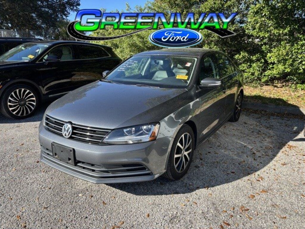 Used 2017 Volkswagen Jetta 1.4T SE 4dr Car